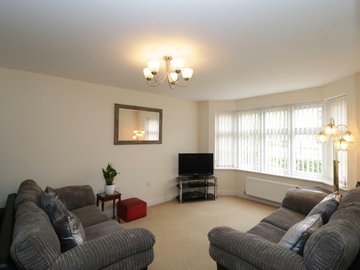 Villa House Martins Devizes Exterior foto